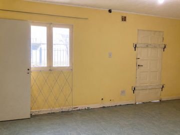 Local en Venta, 300m2, en Lujan, GBA Oeste