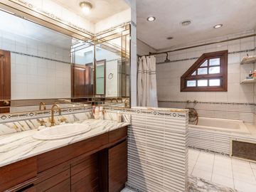 CASA LOTE PROPIO 6 AMBIENTES 6 COCHERAS  VILLA URQUIZA