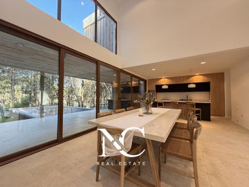 Casa en venta en Costa Esmeralda a estrenar 5 dormitorios