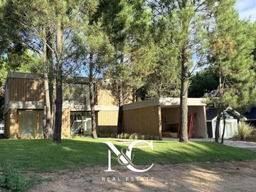 Casa en venta en Costa Esmeralda a estrenar 5 dormitorios