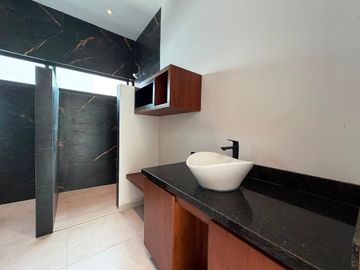 Casa Nueva con Alberca Privada en Venta | Residencial Vía Cumbres, Cancún