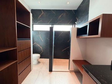 Casa Nueva con Alberca Privada en Venta | Residencial Vía Cumbres, Cancún