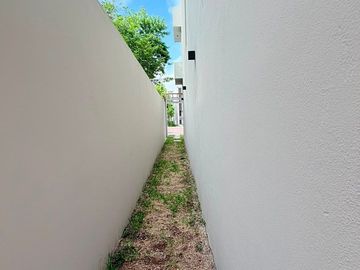 Casa Nueva con Alberca Privada en Venta | Residencial Vía Cumbres, Cancún