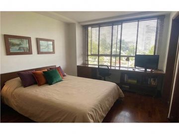 Venta apartamento Medellín poblado tesoro lujo luxury vista panorámica