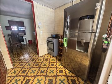 VENDO CASA DE DOS NIVELES EN GUAYABAL - LA COLINA