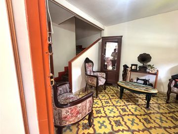 VENDO CASA DE DOS NIVELES EN GUAYABAL - LA COLINA