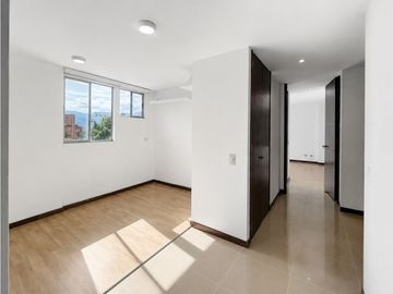Apartamento en arriendo en Los Balsos, El Poblado | 116 m²