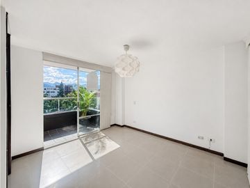 Apartamento en arriendo en Los Balsos, El Poblado | 116 m²