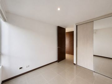 Apartamento en arriendo en Los Balsos, El Poblado | 116 m²