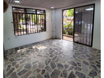 LOCAL EN ARRIENDO EN ESTADIO