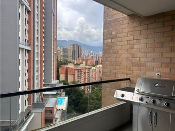 Amplio apartamento a la venta en El Poblado - Castropol 
