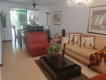 Casa en Belén La Mota, 197 mts, en unidad cerrada, Amoblada