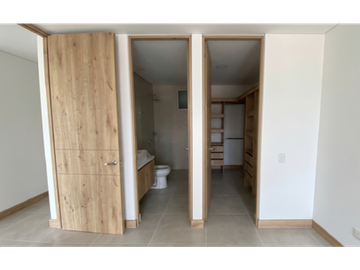 Venta Apartamento en Valle del Lili, Sur de Cali 4105.
