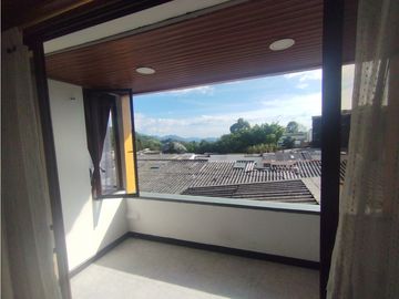 VENTA CASA LA FRANCIA MANIZALES | 4 PISOS- GARAJE