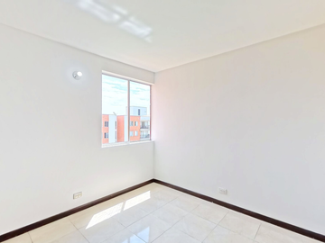 Venta Apartamento  Entreparques 5° piso con ascensor. Valle del Lili Cali Sur