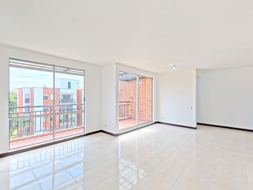 Venta Apartamento  Entreparques 5° piso con ascensor. Valle del Lili Cali Sur