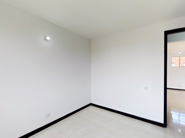 Venta Apartamento  Entreparques 5° piso con ascensor. Valle del Lili Cali Sur