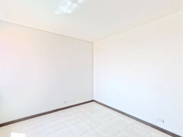Venta Apartamento  Entreparques 5° piso con ascensor. Valle del Lili Cali Sur