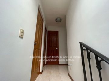 Casa Semi Amueblada en Renta en Balcones de las Mitras