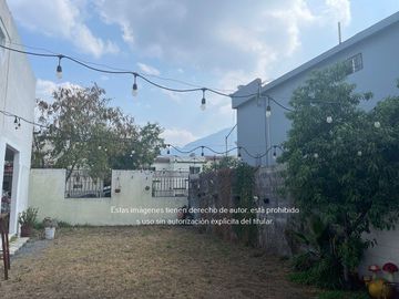 Casa Semi Amueblada en Renta en Balcones de las Mitras