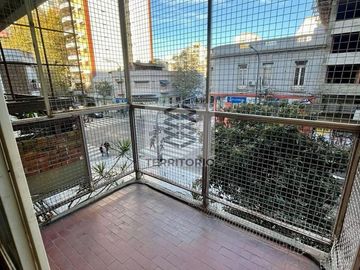 Alquiler 4 ambientes con balcón – 72 m² – Flores