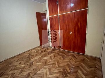 Alquiler 4 ambientes con balcón – 72 m² – Flores