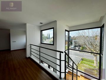 Casa en Altos de Hudson II