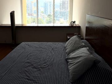 EN RENTA DEPARTAMENTO DOBLE ALTURA, UNA RECAMARA, COLONIA AMERICANA