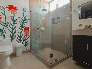 Casa en venta dentro de coto cerca de Punto Sur