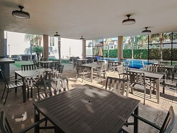 Casa en venta dentro de coto cerca de Punto Sur