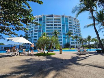 Departamento de Lujo en Venta en Vidanta Nuevo Vallarta | Exclusividad, Golf y E