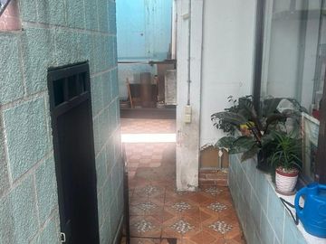 CASA EN VENTA EN TOLUCA COL. 5 DE MAYO