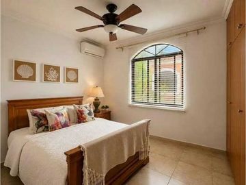 CLAYTON / EXCLUSIVO / CASA 3 REC / PISCINA PRIVADA / 350M²