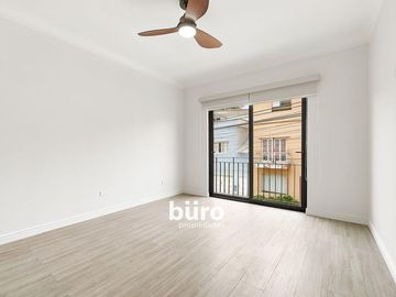 BONITA CASA EN VENTA EN MIRAFLORES 4 DORM CERCA A REDUCTO 2