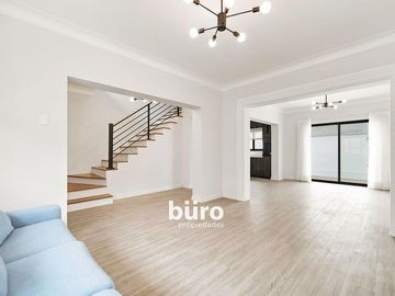 BONITA CASA EN VENTA EN MIRAFLORES 4 DORM CERCA A REDUCTO 2