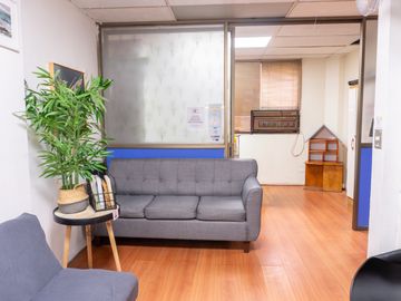 ARRIENDO OFICINA 2HAB 2BA SANTIAGO