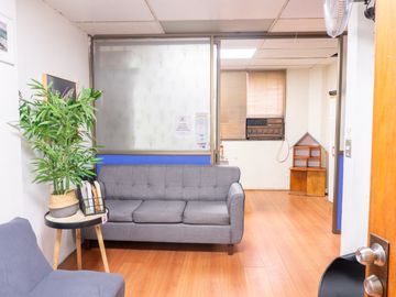 ARRIENDO OFICINA 2HAB 2BA SANTIAGO