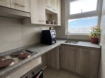 PRECIOSO DEPARTAMENTO EN SECTOR RESIDENCIAL DE MACUL