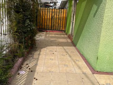 ARRIENDO CASA LA FLORIDA 3D 1B