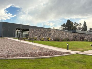 Terreno / Lote en venta de 441m2 ubicado en Carrodilla