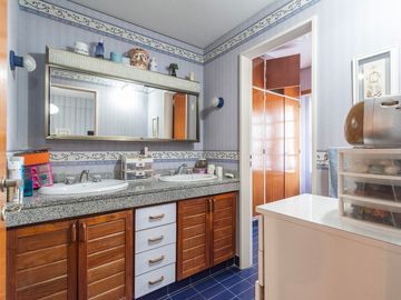 Venta Casa 7 amb con Pileta en Villa Ballester