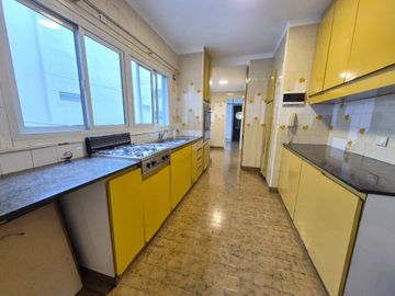 Departamento 4 Ambientes VENTA Palermo Cochera