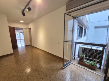 Departamento 4 Ambientes VENTA Palermo Cochera