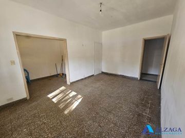 Casa en alquiler en Bernal Centro