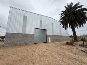 EN ALQUILER NAVE INDUSTRIAL EN GARIN, ESCOBAR