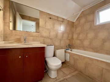 Casa en arriendo  en PEÑALOLÉN