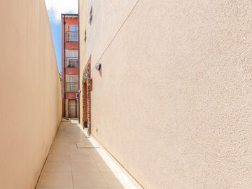 ALQUILER MONOAMBIENTE MORON CENTRO COLON 420