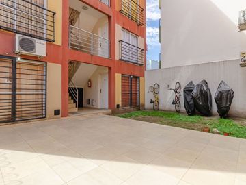 ALQUILER MONOAMBIENTE MORON CENTRO COLON 420