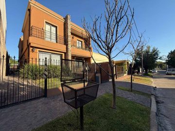CASA VENTA PADUA ITUZAINGO PISCINA APTA CREDITO
