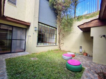 PH 4 Ambientes VENTA V. Urquiza Parrilla 2 Patios